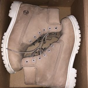 Women’s Timberland Shoes